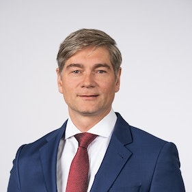 Dr. René Fischer